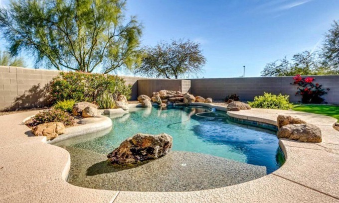North Scottsdale House | Scottsdale Luxury Retreat with Private Pool & Waterfall