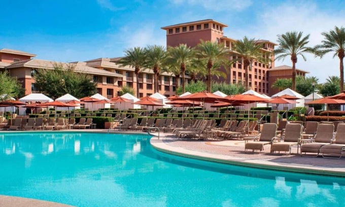 Kierland Condo | Scottsdale Sanctuary in this 1BD condo with resort amenities fitness room, pools etc