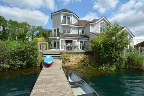 South Cerney House | Scout on the Water