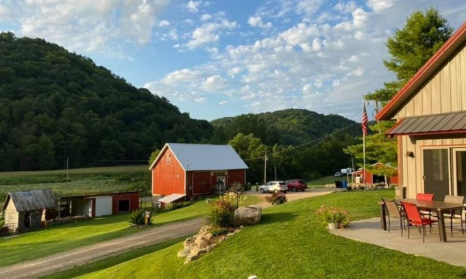 Winona RV Rental | Scrappin' On The Ranch