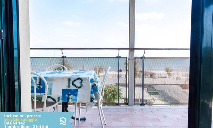 Senigallia Apartment | SE001 - Senigallia, one bedroom apartment on the sea with beach