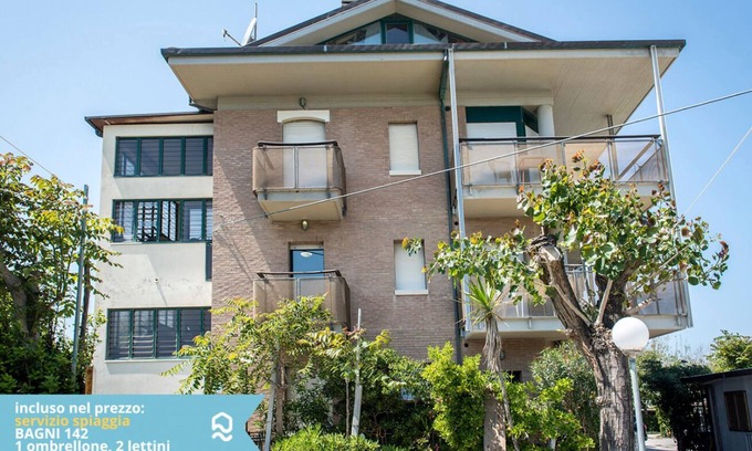 Senigallia Apartment | SE010 - Senigallia, one bedroom apartment on the sea with beach