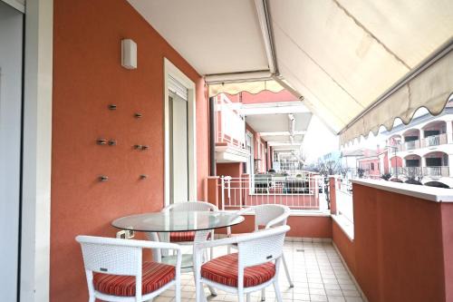 Marotta Apartment | SE134 - Marotta, bilocale con balcone e garage