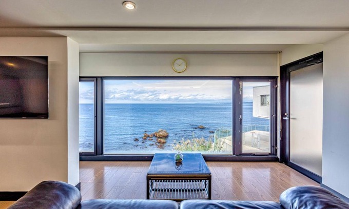 Tsubaki Onsen Apartment | SEA 351