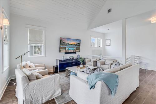 Cinnamon Shore House | Sea Biscuit 279 HI