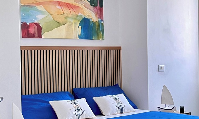 Ponza Apartment | SEA BREEZE APARTMENT 2 BATHROOMS 2 ROOMS PRIVATE TERRACE SEA VIEW AIR CONDITIONING
