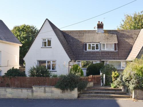 Totland Bay House | Sea Breezes