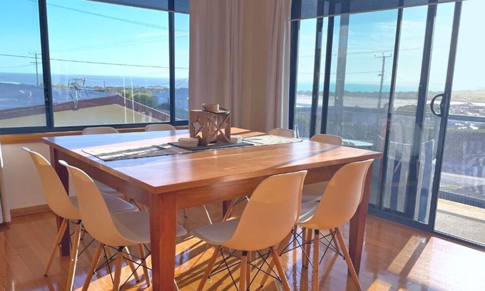 Bridport House | Sea Dayz Bridport