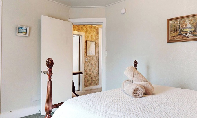 Old Orchard Beach House | Sea Flower by Bayley Vacation Rentals
