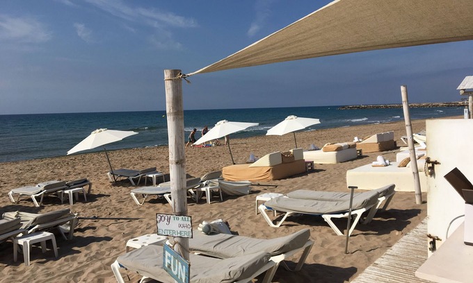 Passeig Maritim Apartment | Sea front luxurious rental, 150 sqm with private garden and parking in Sitges.