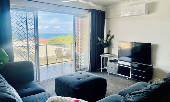 Port Macquarie Apartment | Sea Haven - Watch the Whales from the Balcony May- Oct