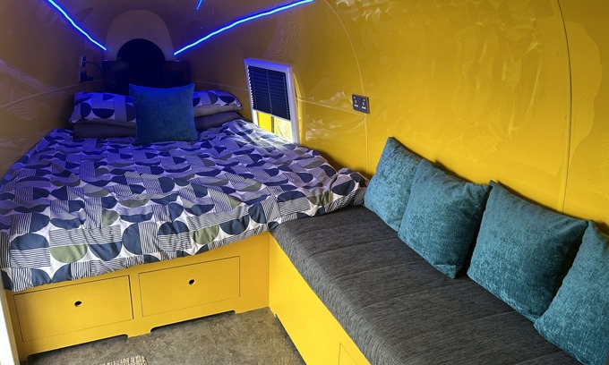 Boston Apartment | Sea King - helicopter