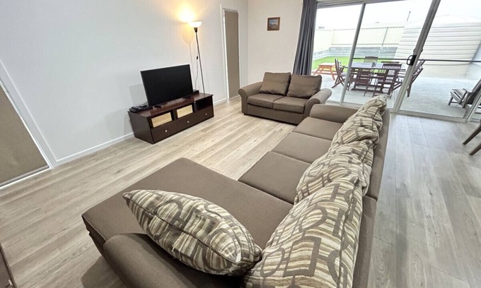 North Beach House | Sea La Vie - Relax & Unwind in Complete Comfort