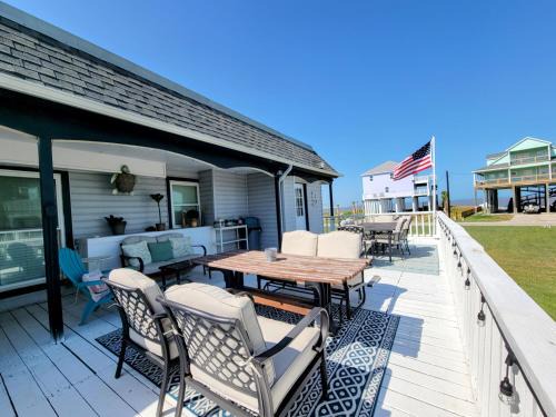 San Luis House | Sea-La-Vie, your beach house oasis