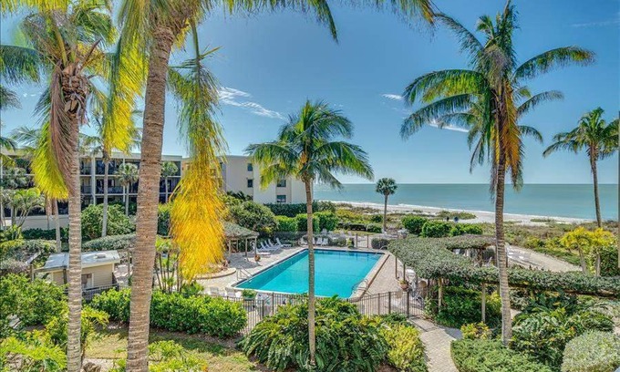 Boca Grande Apartment | Sea Oats 242 Apartment