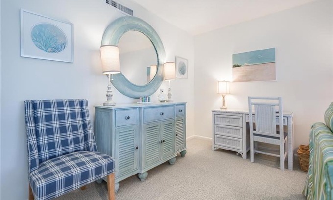Boca Grande Apartment | Sea Oats 321 Apartment