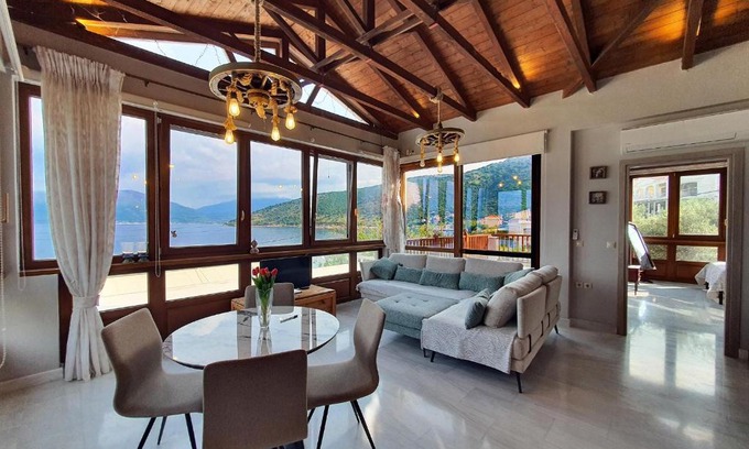 Agia Efimia Apartment | Sea Rock Apartment