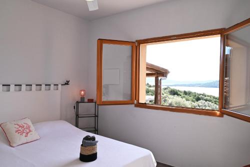 Capo d'Orso House | Sea Room - room with sea view - 150 m from the beach