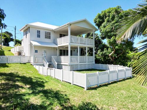 Yeppoon House | Sea Sage Cottage 4703