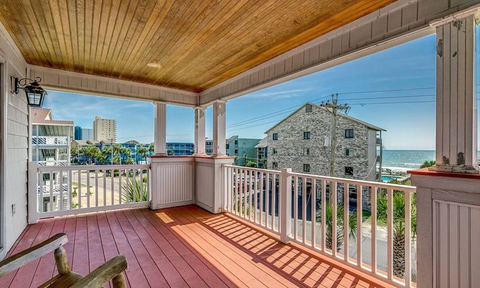 Garden City House | SEA SPRAY - PRIVATE POOL, HOT TUB AND ELEVATOR 5 BR 5 1/2 BATH