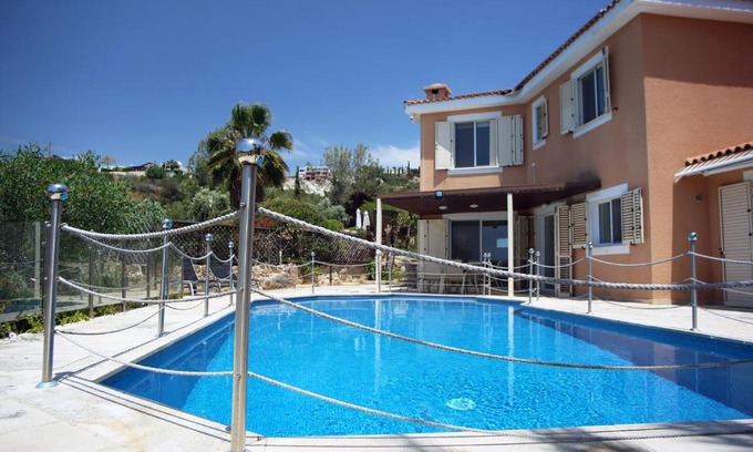 Tala Villa | Sea View 3 Bedroom Villa in Central Tala