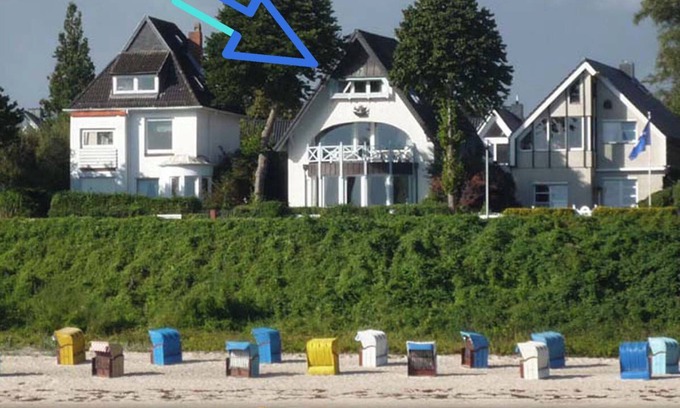 Schilksee Apartment | Sea view and beach on the doorstep: Ostsee-Strandvilla Schilksee, ground floor apartment