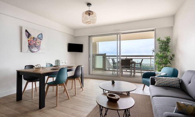 La Baule-Escoublac Apartment | Sea view - Balcony facing the ocean - Flat for 4