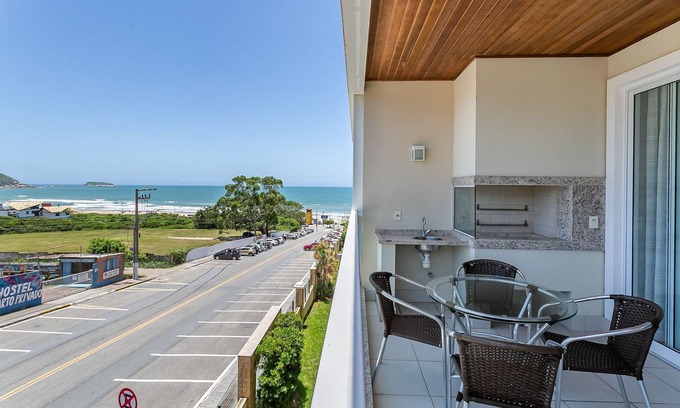 Santinho Apartment | SEA VIEW | Balcony with BBQ Grill #CSA02