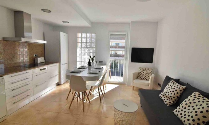 Calella Apartment | Sea view charming apartment with private parking. Enjoy it!