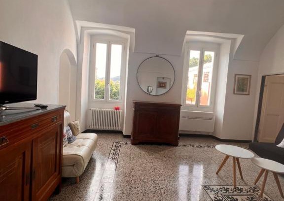 Santo Stefano al Mare Apartment | Sea View, in the old town Santo Stefano Al Mare