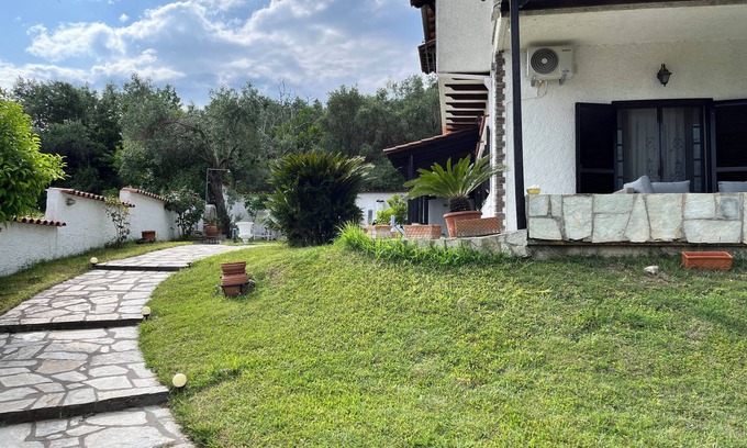 Anatolikos Olimpos House | Sea view traditional cottage