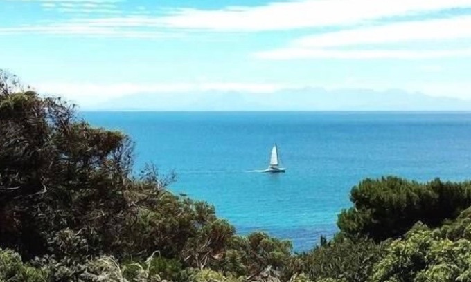 Simon's Town Apartment | Seabreeze Luxury Two Bedroom Penthouse