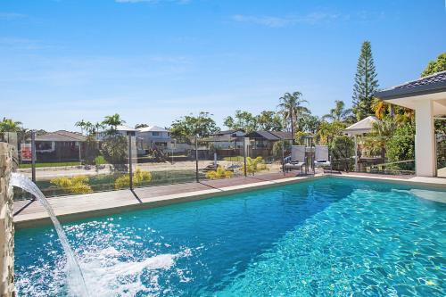 Broadbeach Waters House | Seaclusion Broadbeach