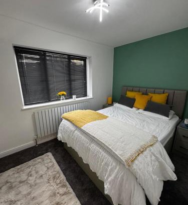 Southend-on-Sea Apartment | Seafront House