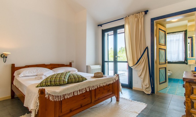 Capitana Villa | Seafront villa Buen Retiro