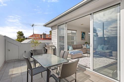 Williamstown House | Seagulls Nest