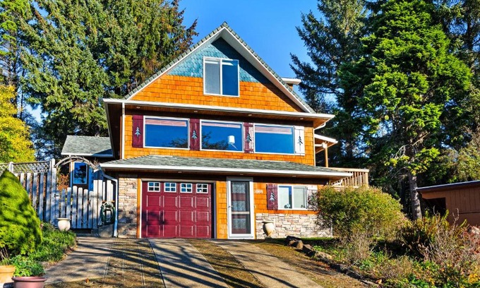 Seal Rock House | Seal Rock Getaway