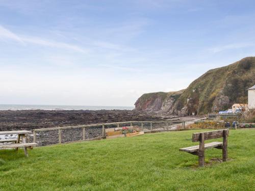 Burnmouth House | Seal View