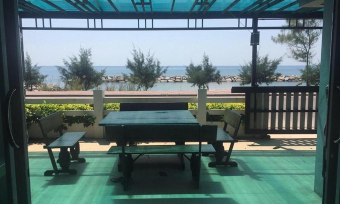 Noen Phra House | Sealife Private Beach Villa