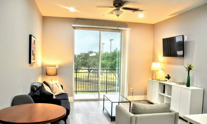 Sealy Apartment | Sealy Spacious 1 bed with Pool