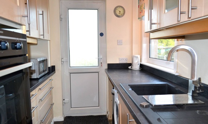 Sittingbourne House | Seam Terrace - Home from Home