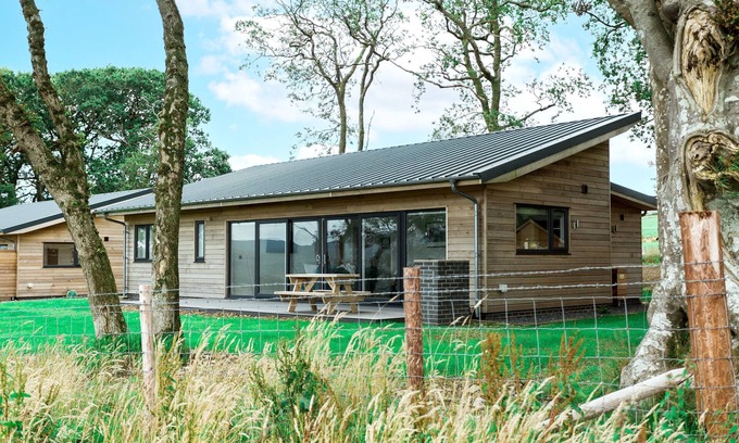 Gatehouse-of-Fleet Cottage | Seascape - a lodge that sleeps 4 guests in 2 bedrooms
