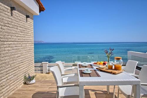 Kokkini Chani Villa | Seashell an Elegant Seafront Villa