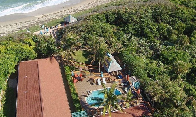 Melbourne Beach Apartment | SEASHELL SUITES RESORTn-Florida's Finest Beach Hotel