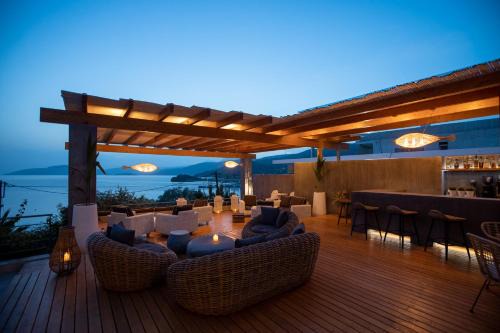 Alyki Hotel | Seaside apartments