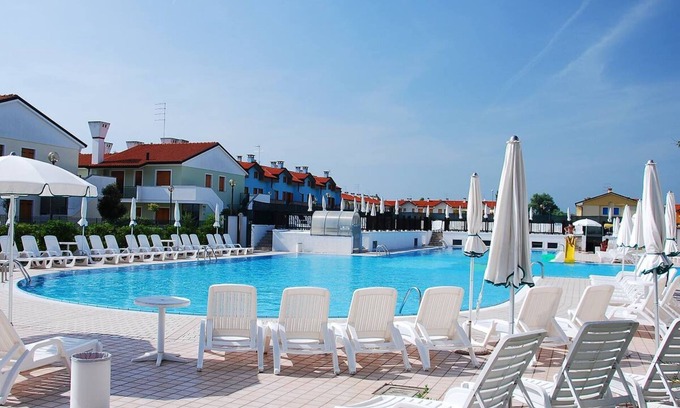 Rosapineta Apartment | Seaside comfy flat on the shores of Rosolina