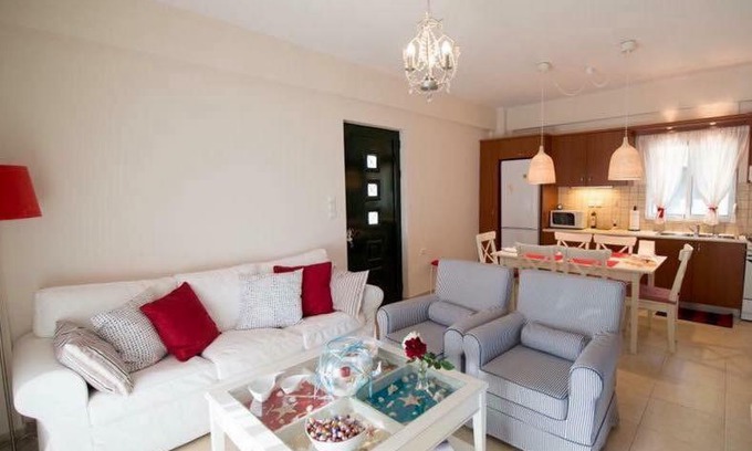 Episkopos House | Seaside Family House