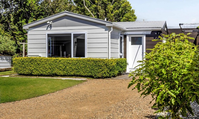 New Plymouth House | Seaside Hideaway - New Plymouth Holiday Home