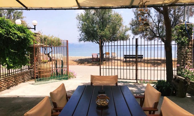 Aigialeia House | Seaside House