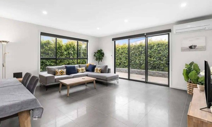 St Leonards House | Seaside Retreat, St Leonards
